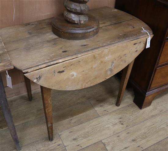 A 19th century provincial pine Pembroke table W.94cm